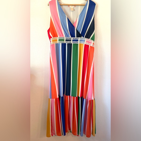 Flying Tomato Heart So Full Rainbow Maxi ๐ 1X - Picture 5 of 10